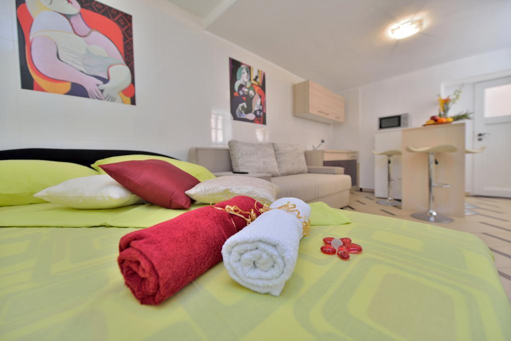Apartments Carpe Diem Novigrad  Ruang foto