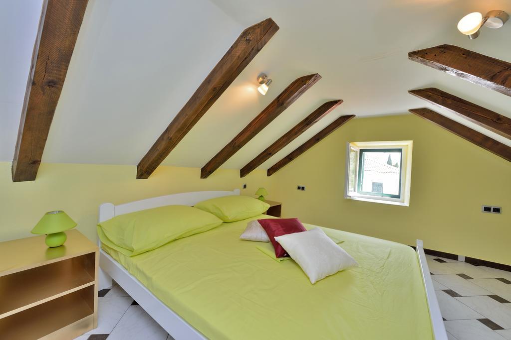 Apartments Carpe Diem Novigrad  Ruang foto