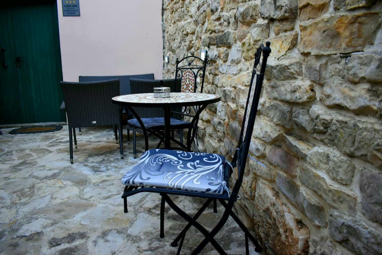 Apartments Carpe Diem Novigrad  Bagian luar foto